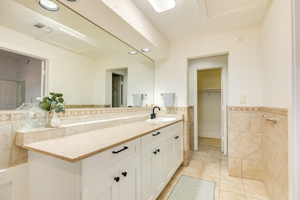 411 Sailfish Street - Photo 19