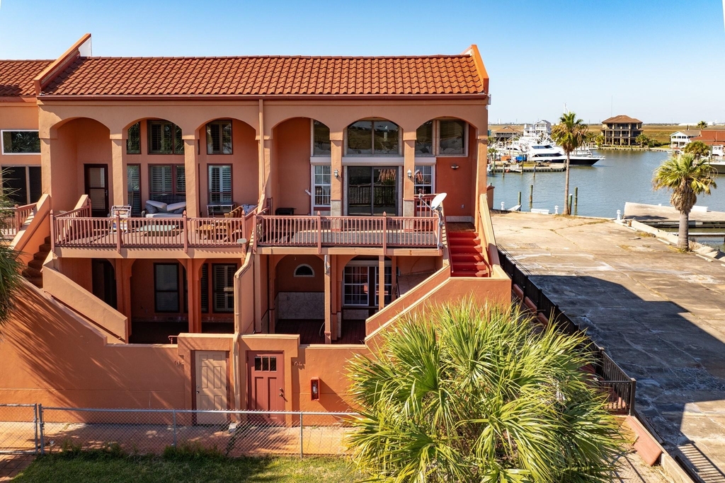 411 Sailfish Street - Photo 0