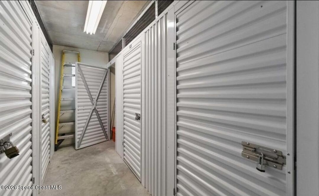 1 Eighth Avenue - Photo 36