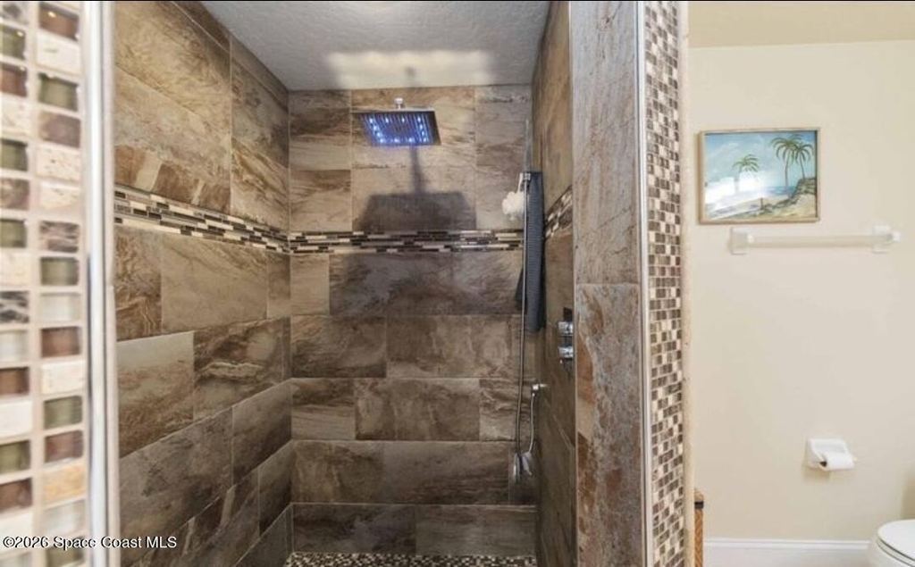 1 Eighth Avenue - Photo 12