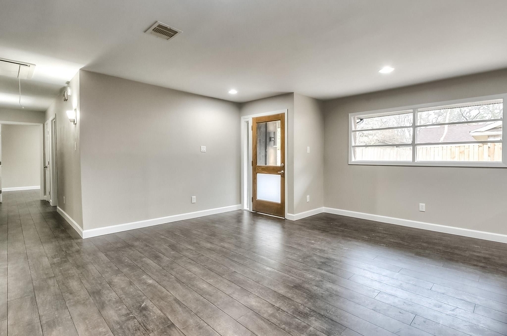 9006 Dunlap Street - Photo 7