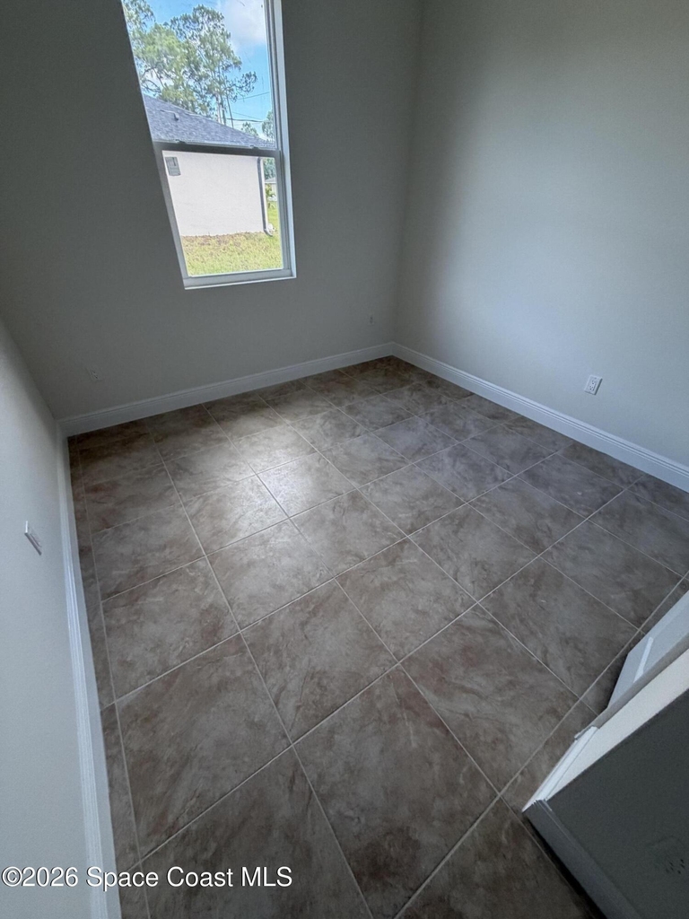 1677 Javier Street Se - Photo 4