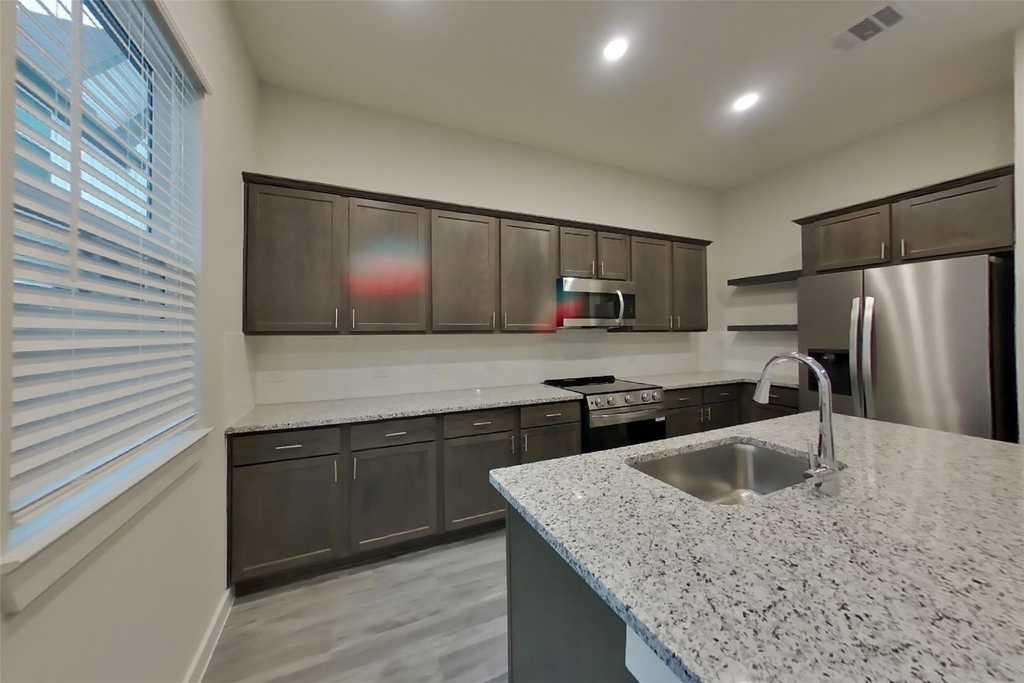 22628 Terrazzo Drive - Photo 4