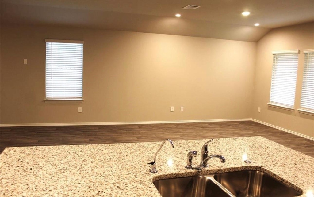 40643 Creekside Bluff Trail - Photo 16