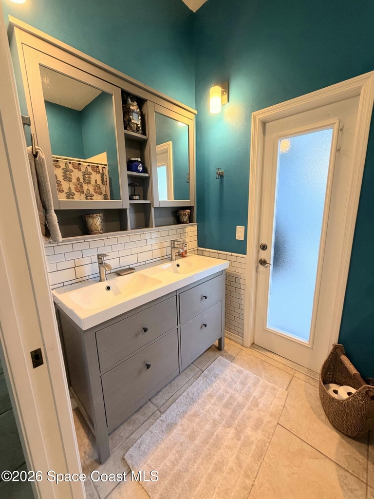 8006 Bradwick Way - Photo 11