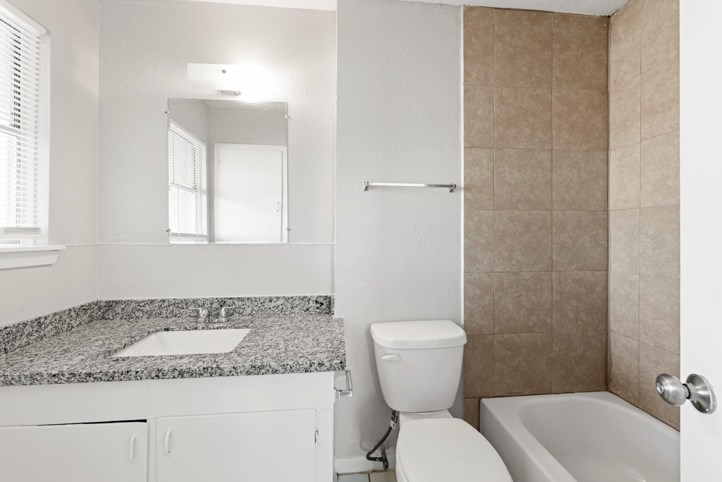 11218 Rebel Road - Photo 5