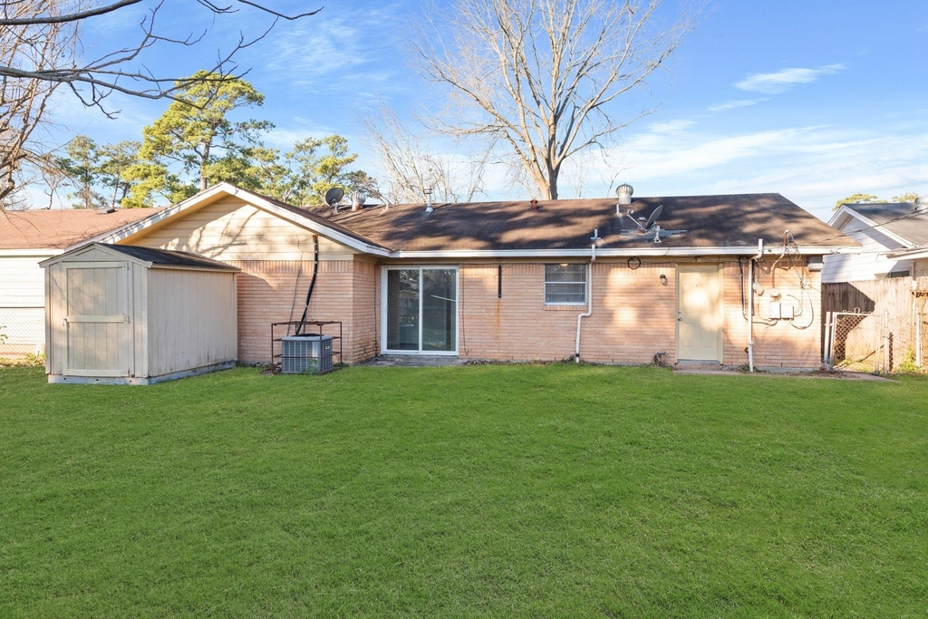 11218 Rebel Road - Photo 12
