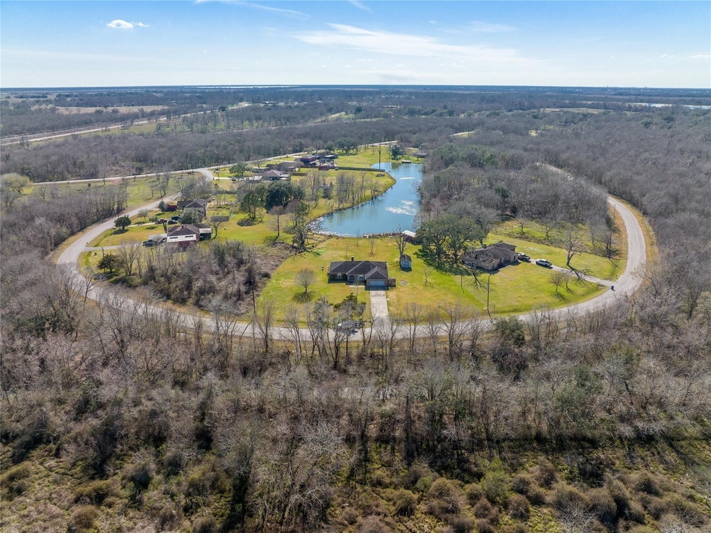 140 Lakewood Drive - Photo 38