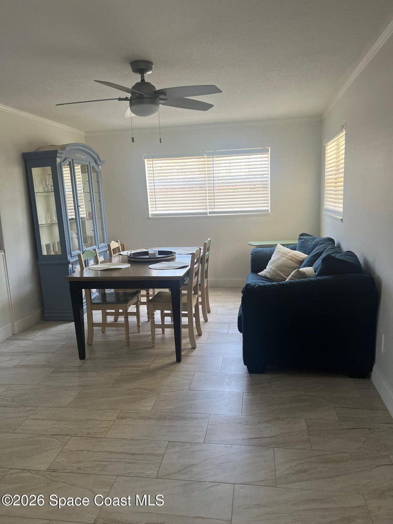 581 Oxford Avenue - Photo 10