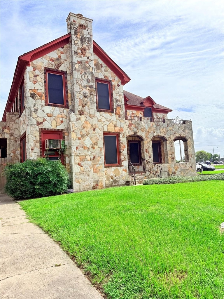 3417 Wisconsin Street - Photo 3