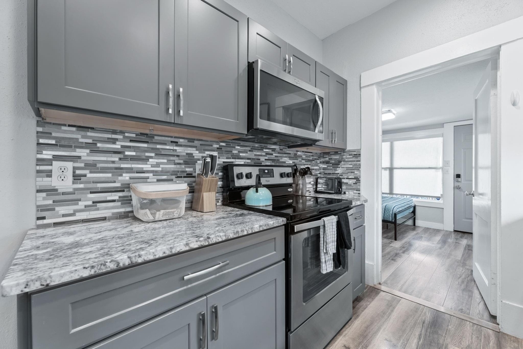 412 Drew Street - Photo 5