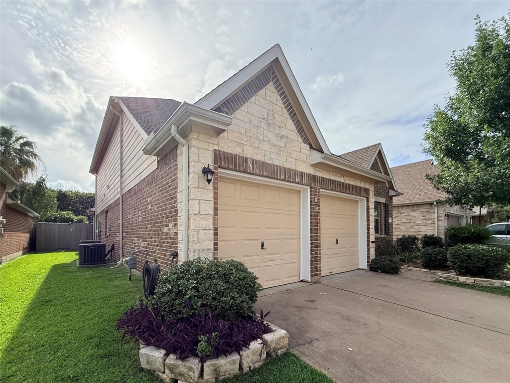2814 Ridgeglen Lane - Photo 2