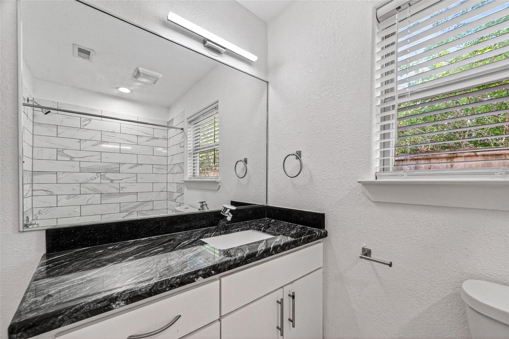 7030 Sidney Street - Photo 23