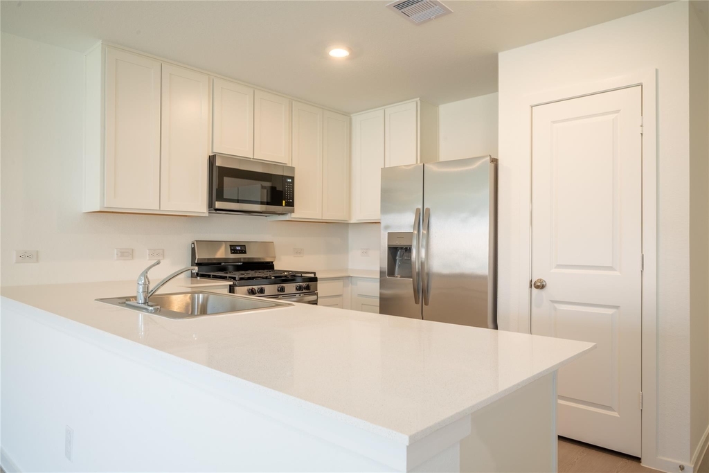 6147 Sunburst Scarlet Street - Photo 19