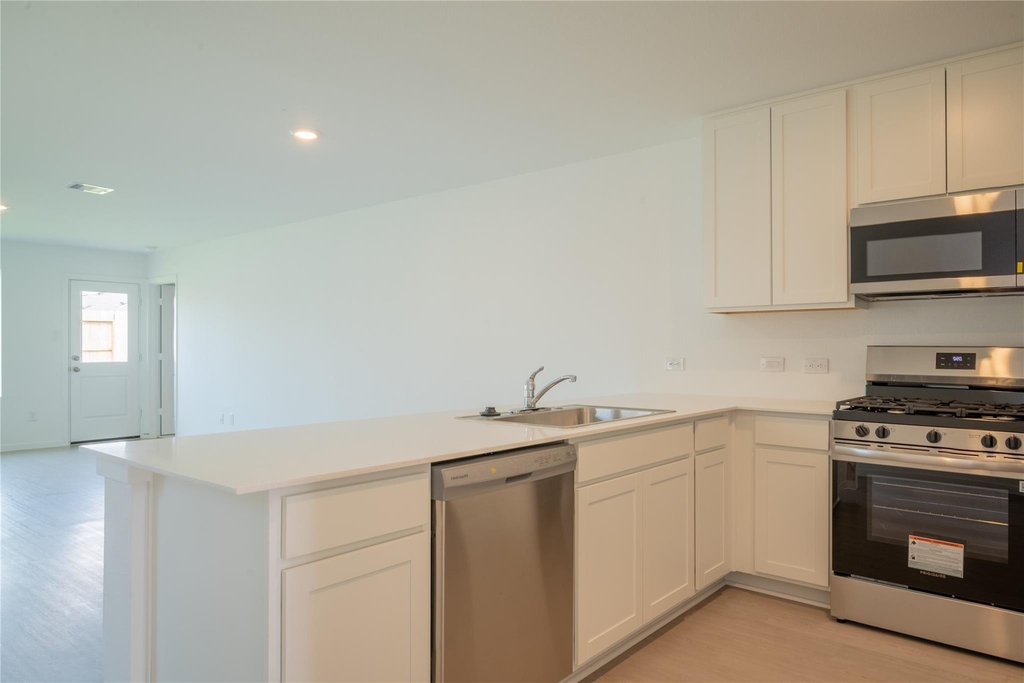 6147 Sunburst Scarlet Street - Photo 20