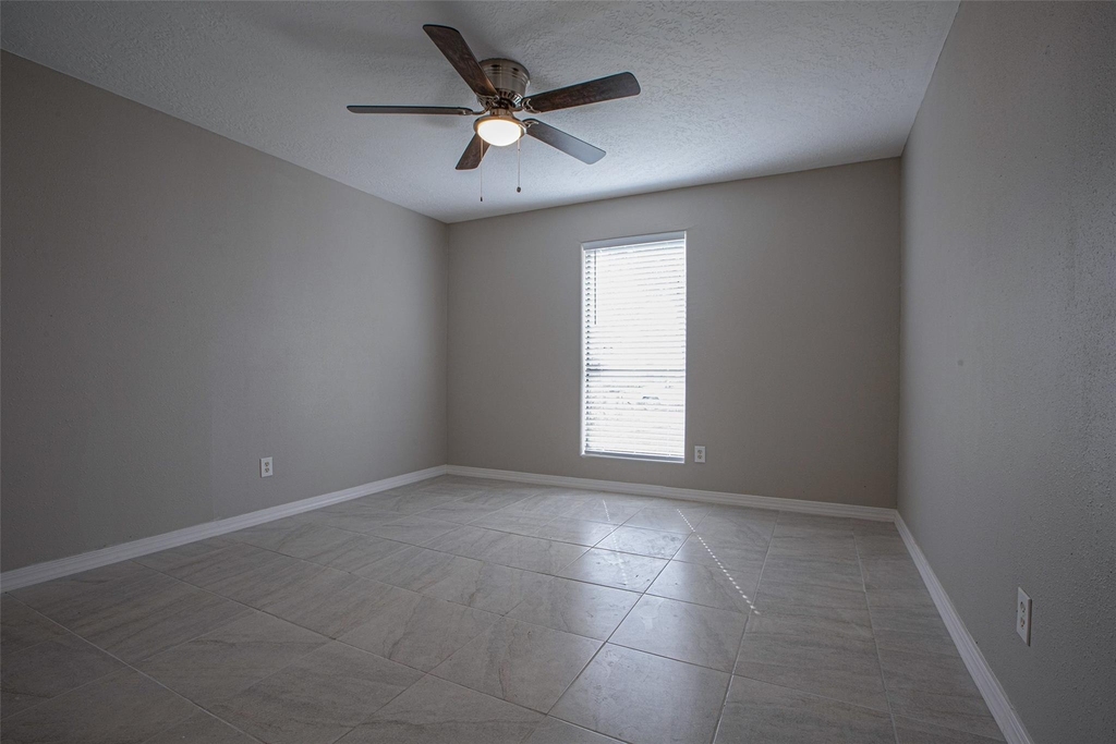 16042 Bear Hill Drive - Photo 21