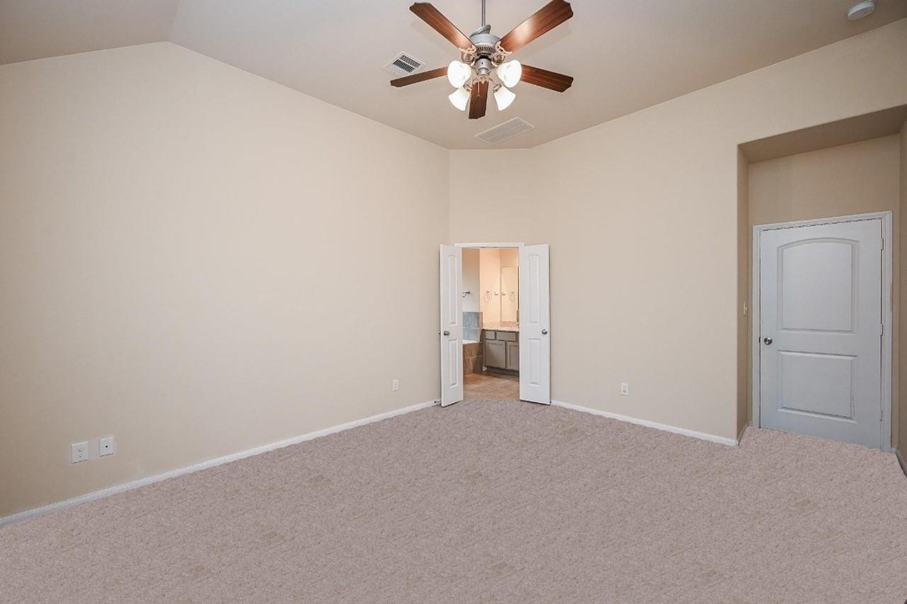 23919 Villa Lisa Drive - Photo 20
