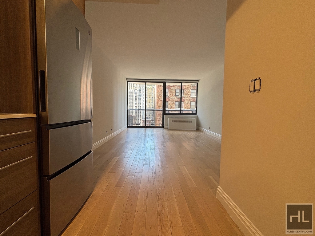West 48th Street - Photo 2
