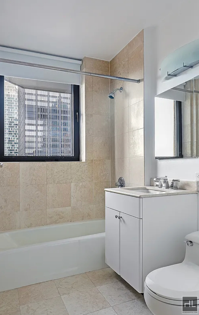 West 48th Street - Photo 6