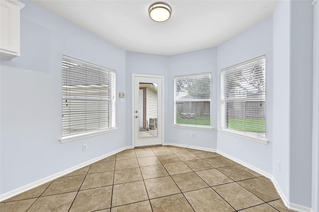 6103 Sebastian Hill - Photo 9