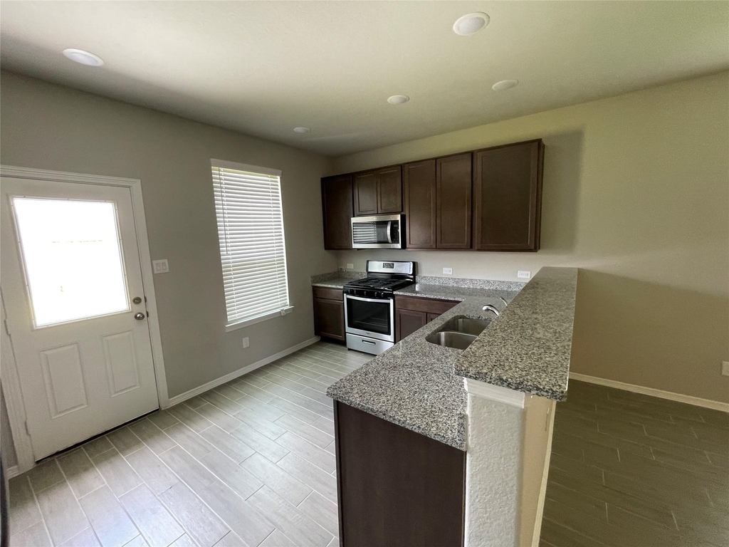 25526 Northpark Spruce Court - Photo 4