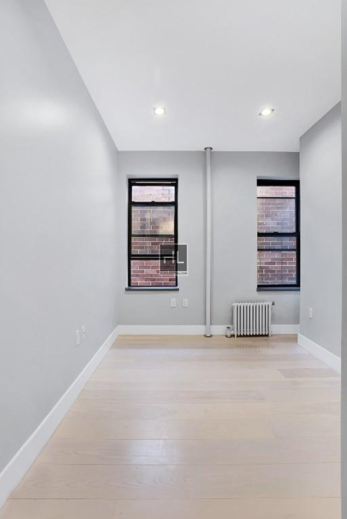 Stanton St. - Photo 2
