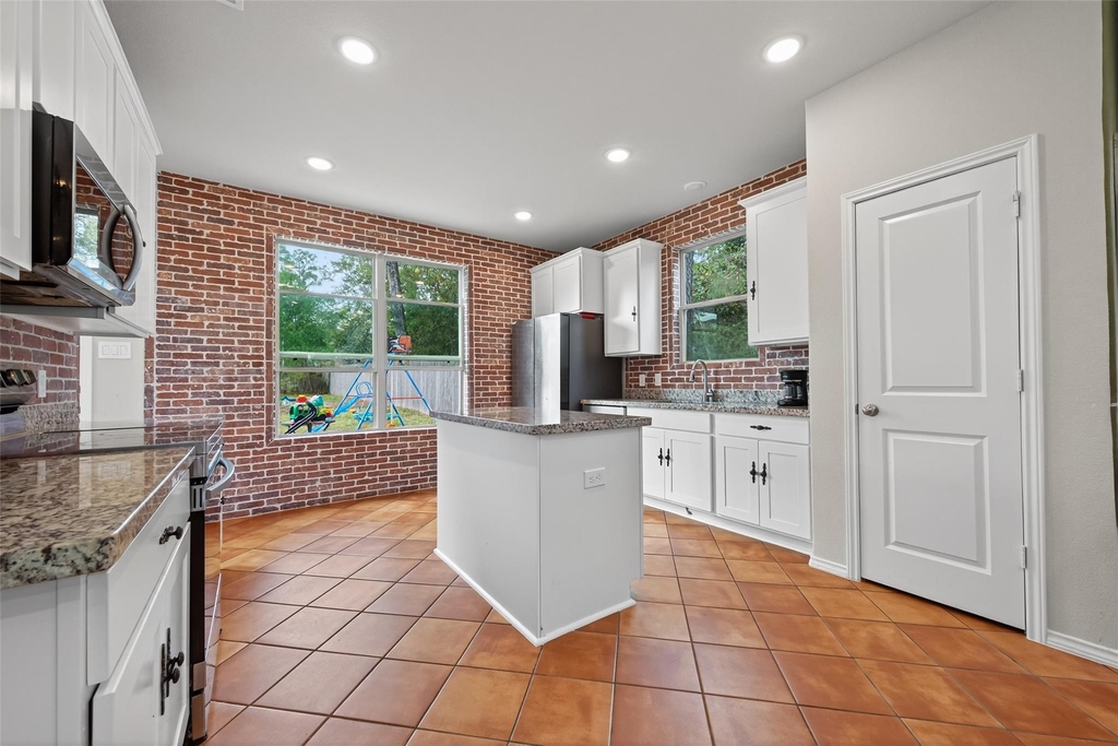 804 Pearl River Drive - Photo 7