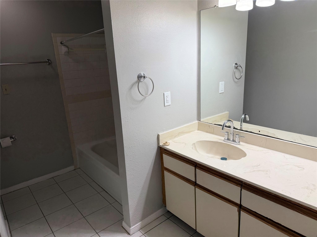 6107 Snug Harbor Boulevard - Photo 10