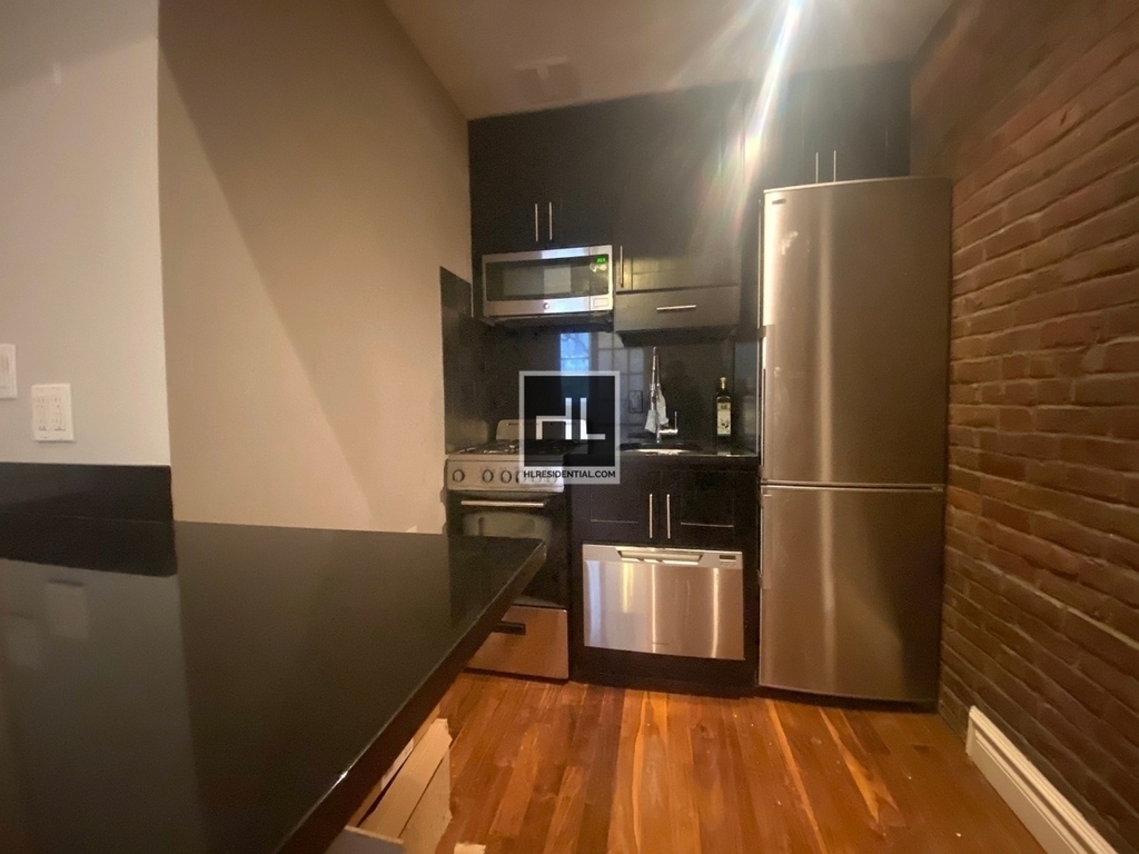 W 21st St. - Photo 1