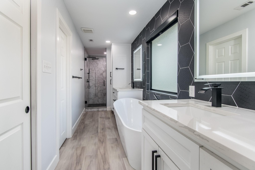 712 Clarence Street - Photo 18