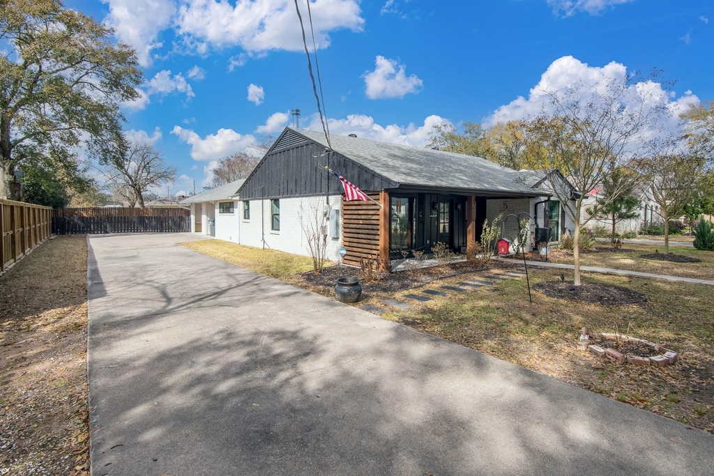 712 Clarence Street - Photo 23
