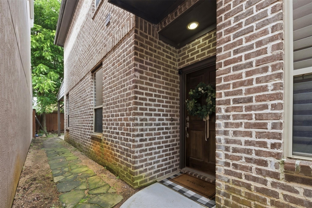 5929 Kansas Street - Photo 2