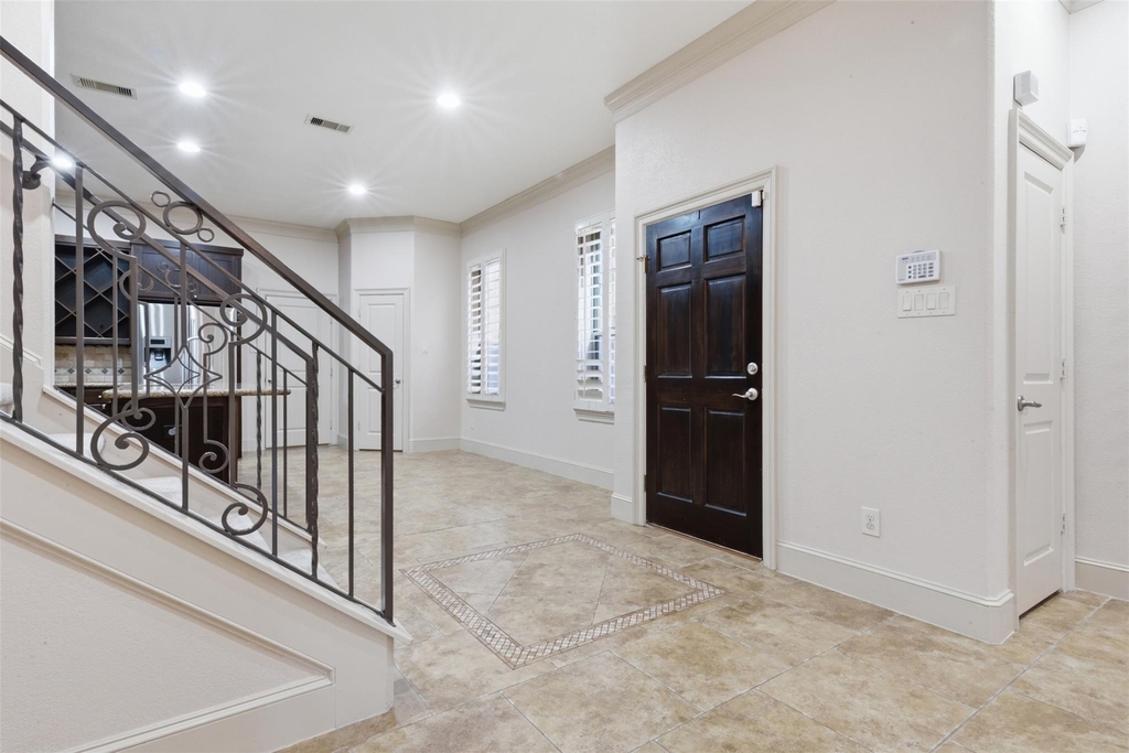 5929 Kansas Street - Photo 3