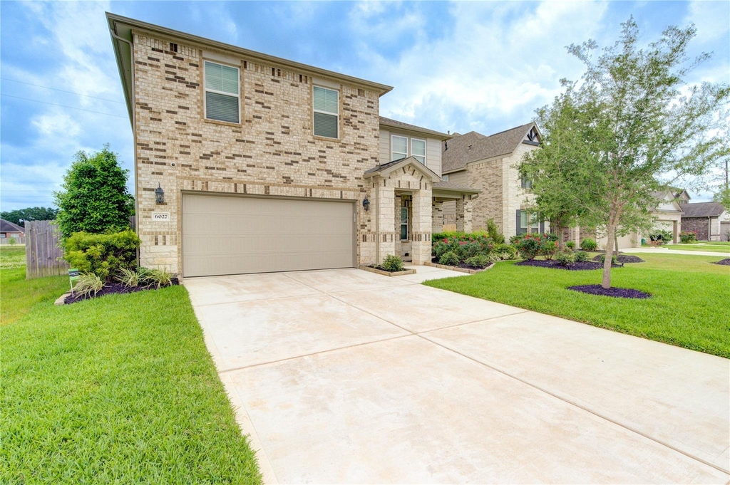 6027 Jenna Way - Photo 0