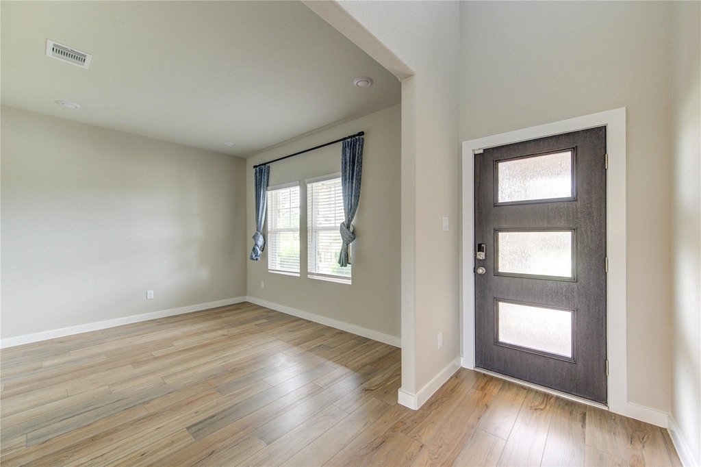6027 Jenna Way - Photo 7