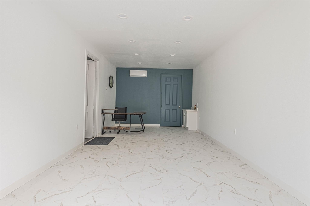 22316 E Martin Drive - Photo 16
