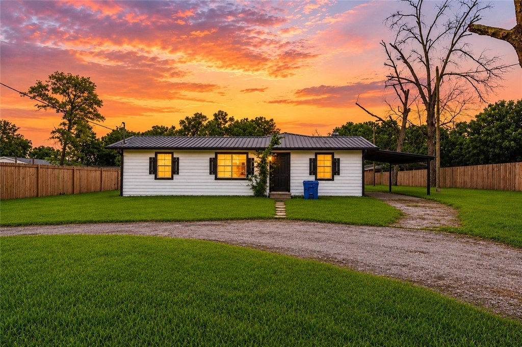 22316 E Martin Drive - Photo 1