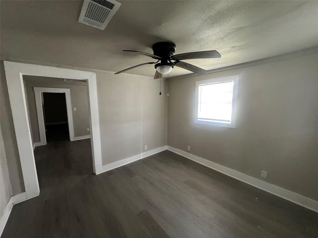 1337 W Procter Street - Photo 4