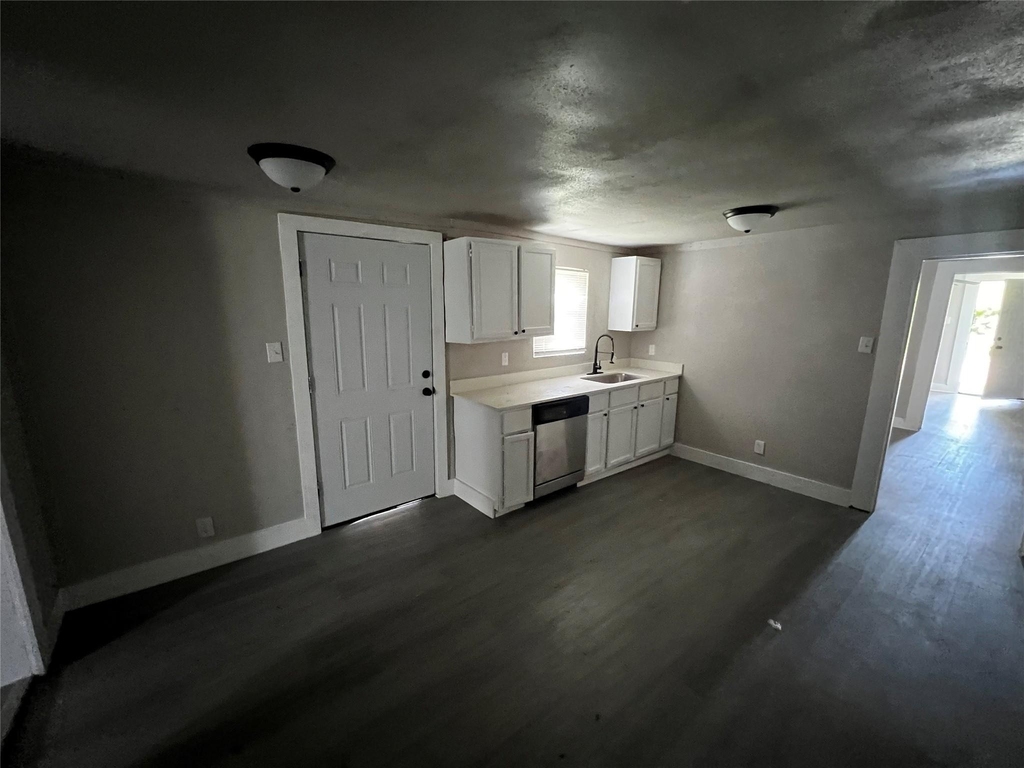 1337 W Procter Street - Photo 2