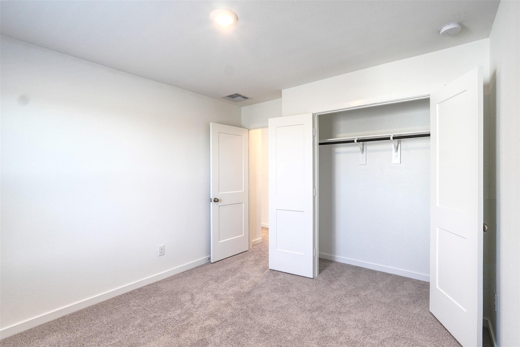 3918 Windy Whisper Drive - Photo 31