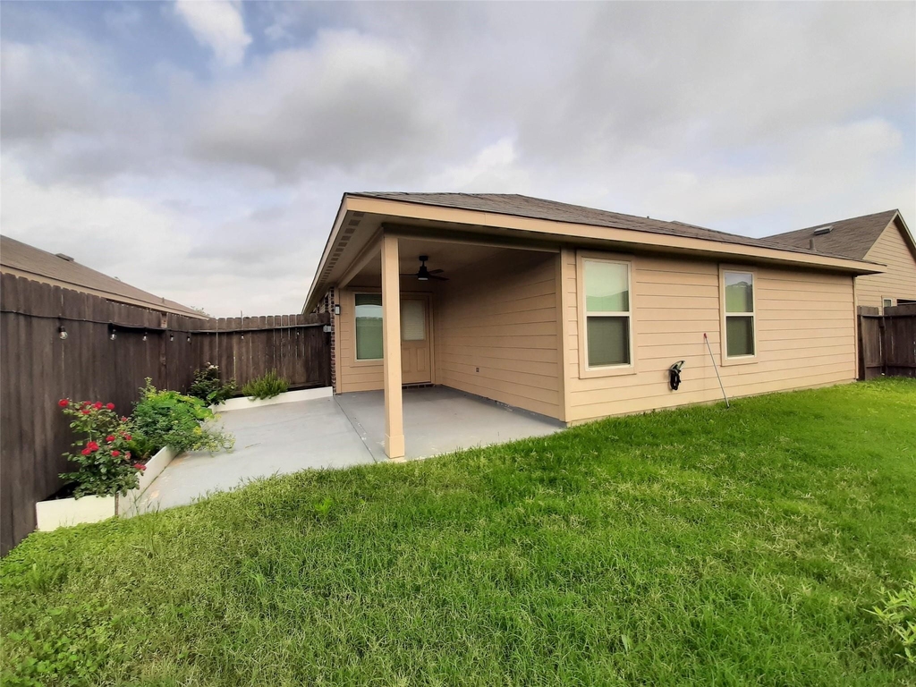 23614 Water Hickory Drive - Photo 2