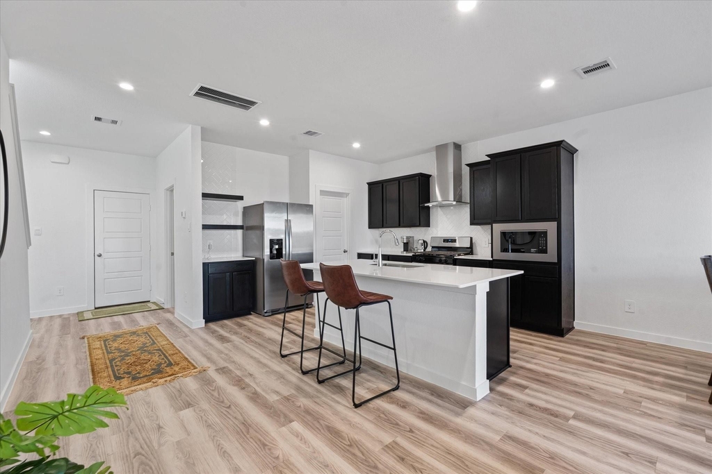 3215 Rainwood Gate Drive - Photo 2
