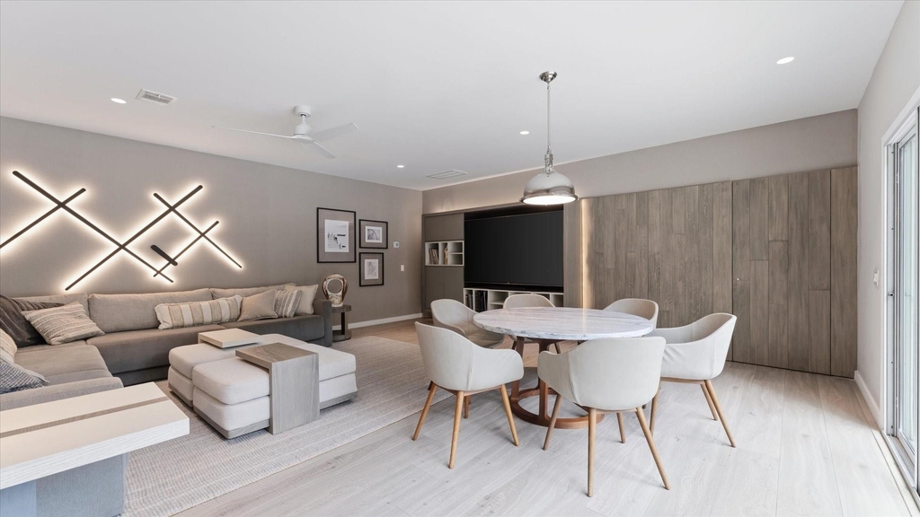 34 Candle Pine Place - Photo 1