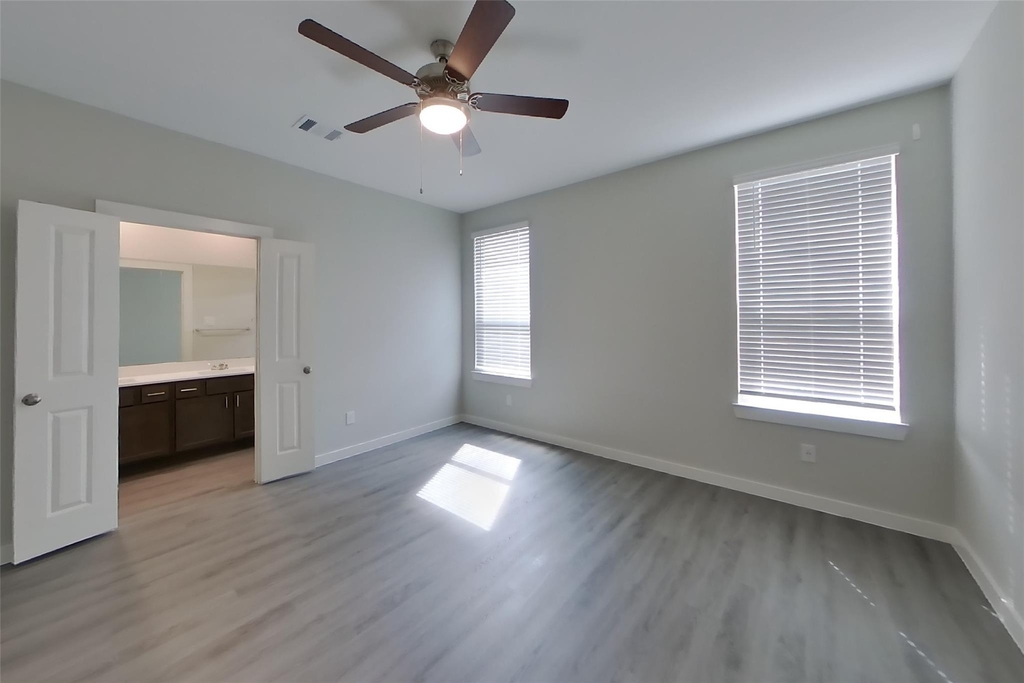 2350 Bailey Fields Lane - Photo 5