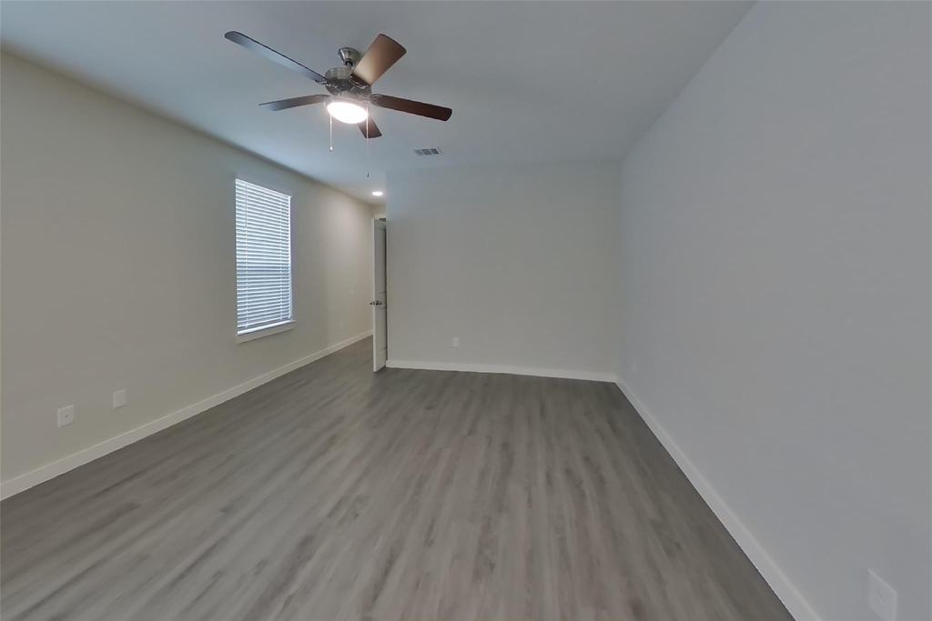 2350 Bailey Fields Lane - Photo 2