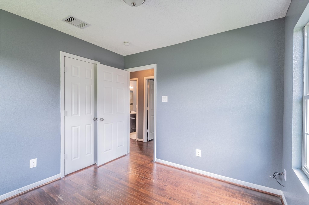 5407 Thrush Drive - Photo 6