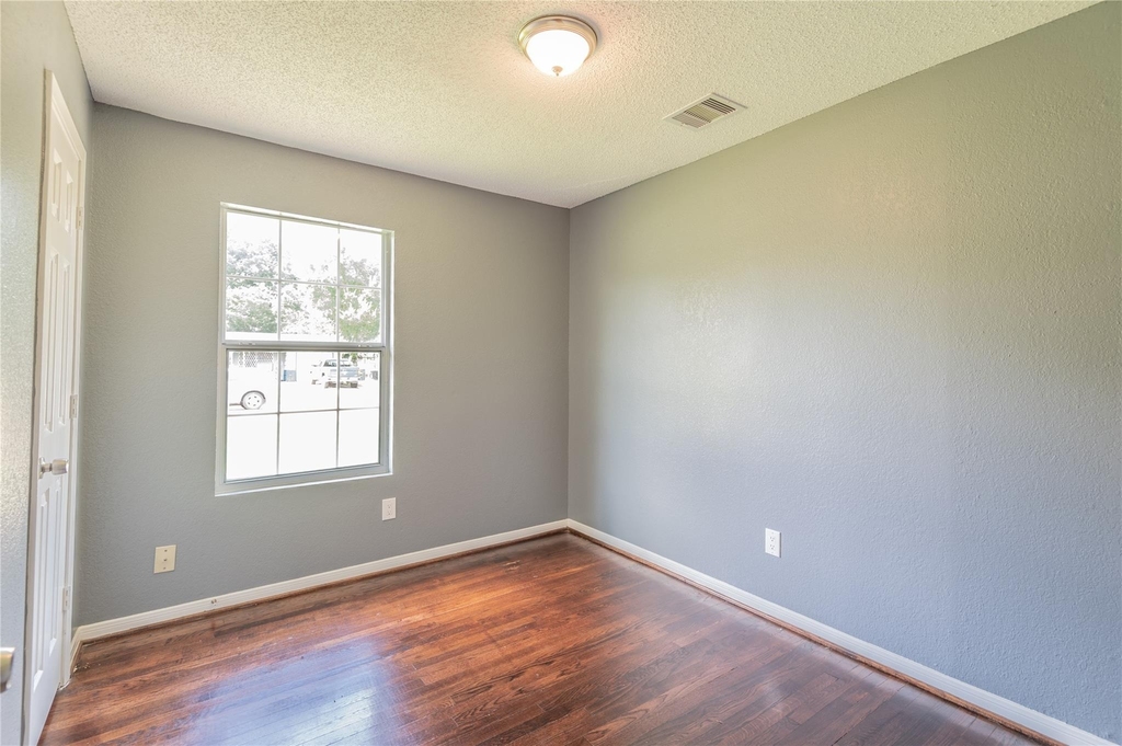 5407 Thrush Drive - Photo 8