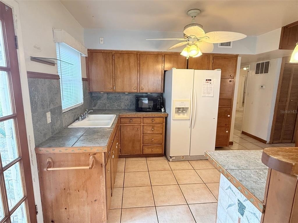 5160 102nd Way N - Photo 6