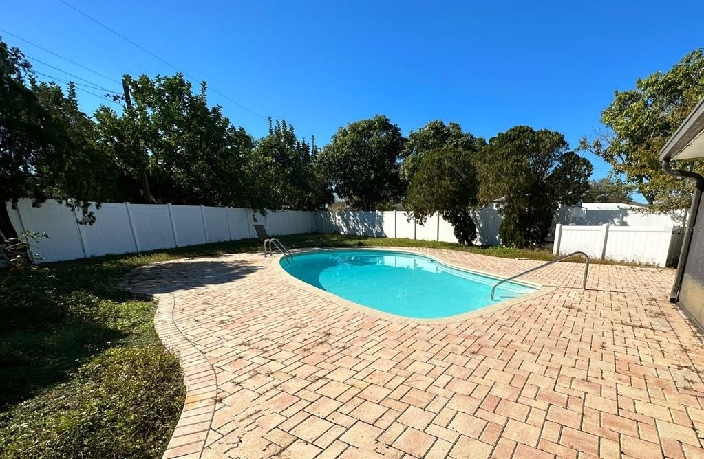 1770 63rd Avenue N - Photo 18