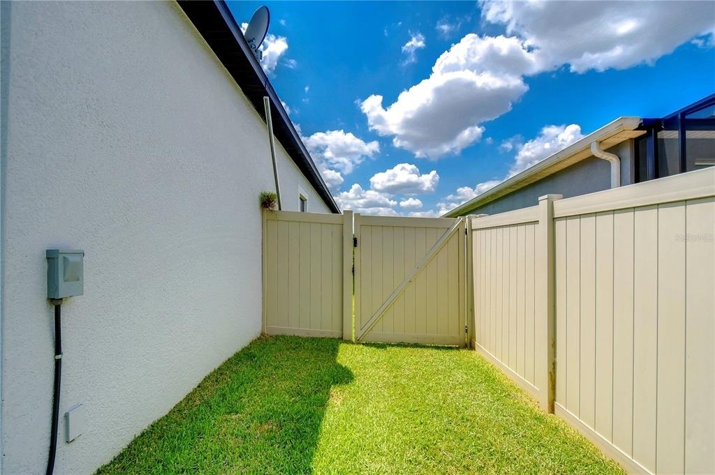 31470 Fairhill Drive - Photo 4